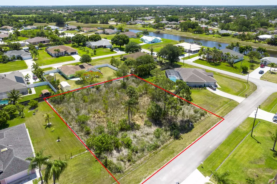 3903 SW Darmouth ST, Port Saint Lucie, FL 34953