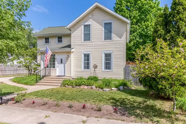 425 E Walnut Street, Hastings, MI 49058