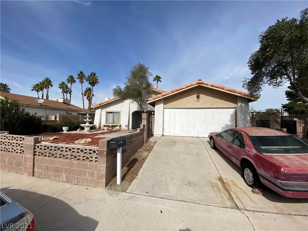 Las Vegas, NV 89103,5816 Arandas Court