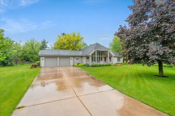 Eagle, WI 53119,W369S9785 Deercrest Ct