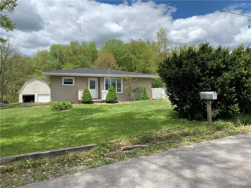 349 Ralston Rd, Slippery Rock, PA 16057