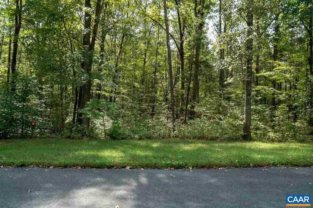 Palmyra, VA 22963,10 FOREST GLEN LN LN #10