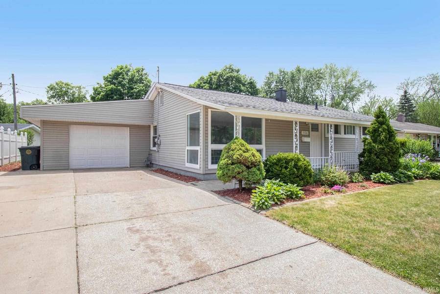 3526 Corby Boulevard, South Bend, IN 46615