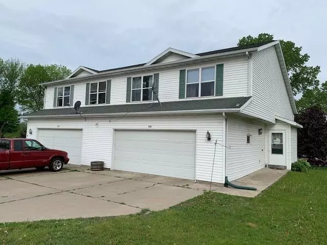 600/602 N Main St, Fall River, WI 53932