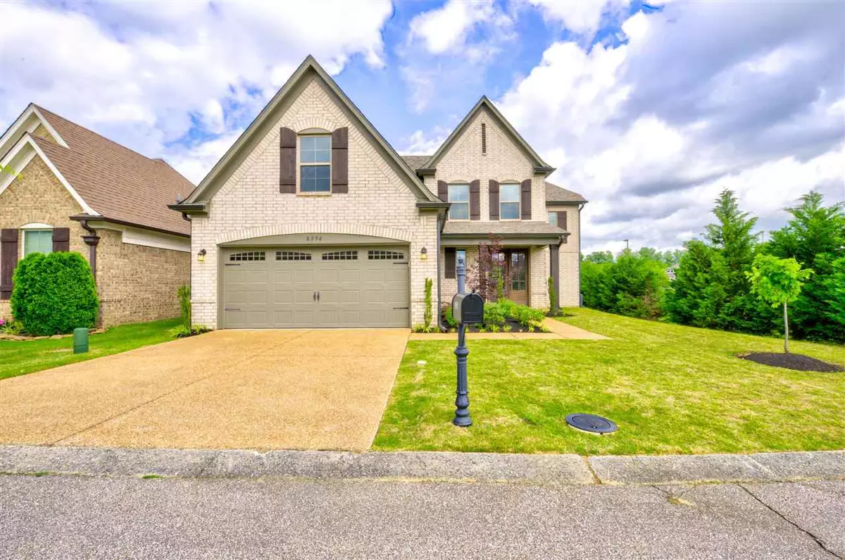 Memphis, TN 38016,8594 N WOODLAND ROSE CIR