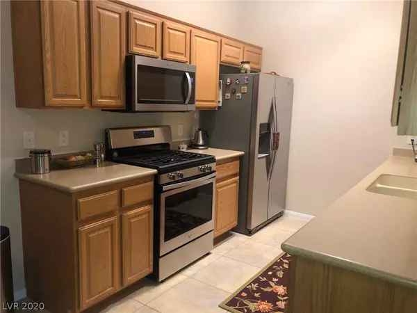 Henderson, NV 89052,2305 Horizon Ridge #2211