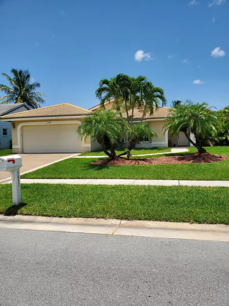 5052 Rosen BLVD, Boynton Beach, FL 33472