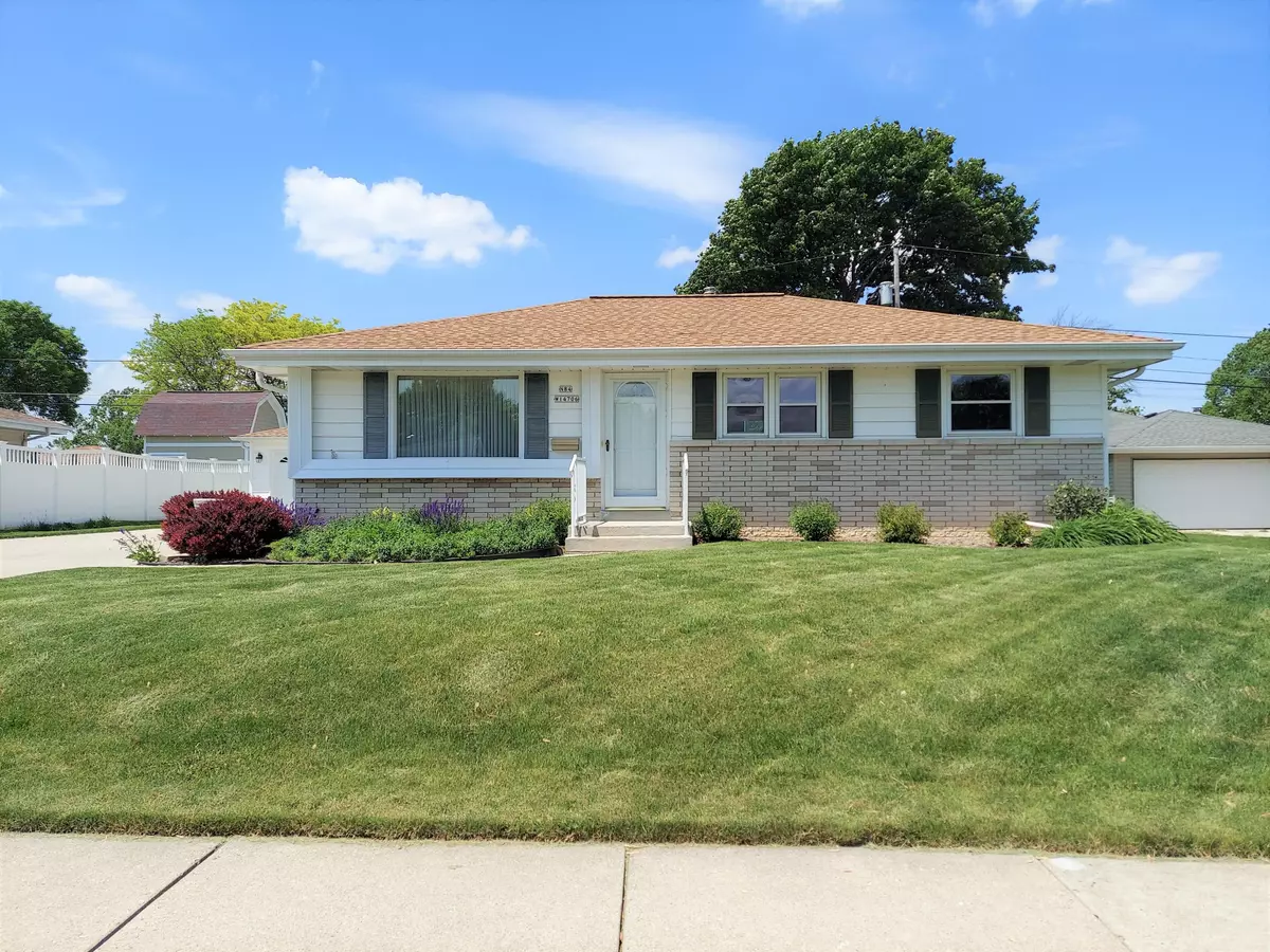 Menomonee Falls, WI 53051,N84W14706 Manchester Dr