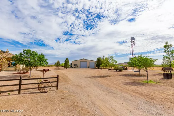 Willcox, AZ 85643,560 E Circle B Road