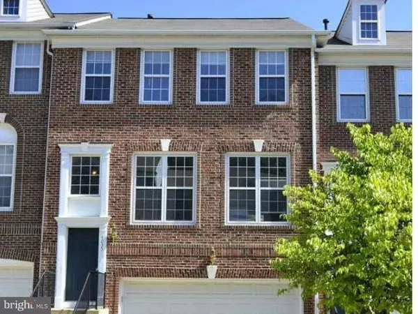 4035 TIMBER OAK TRL, Fairfax, VA 22033