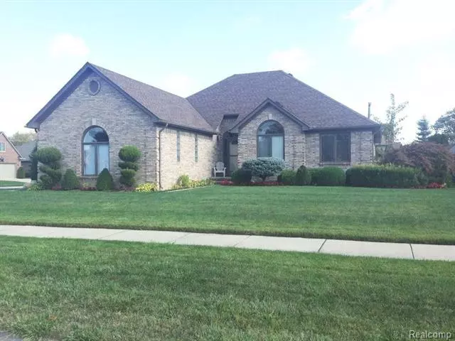 Macomb Twp, MI 48044,49750 CUMBERLAND DR