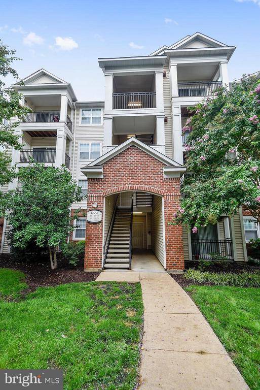 12957 CENTRE PARK CIR #202, Herndon, VA 20171