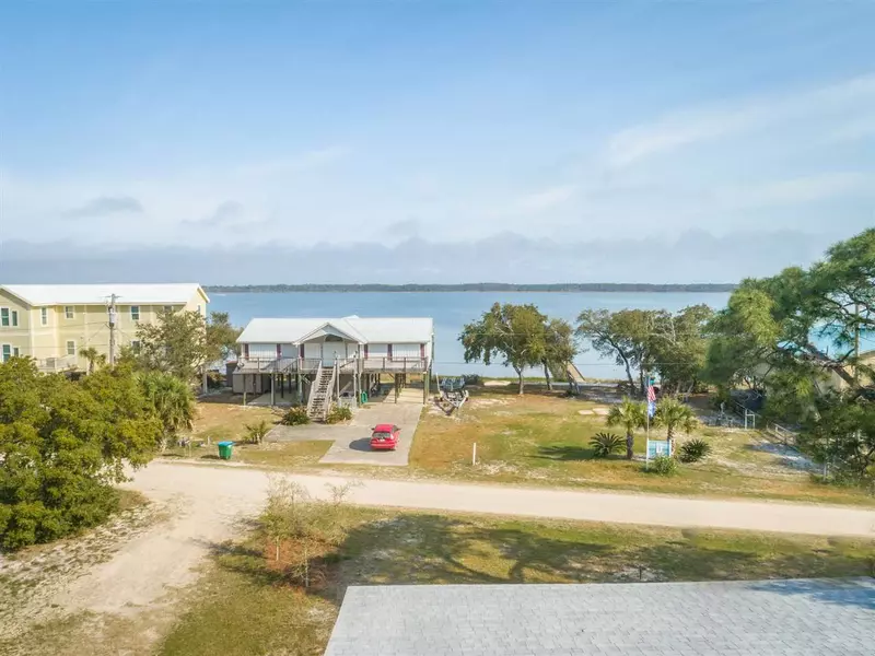 214 Harbor Circle, Alligator Point, FL 32346