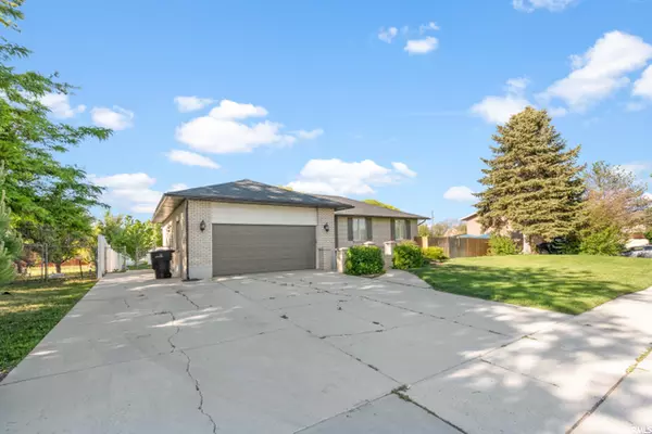 South Jordan, UT 84095,2234 W BONANZA CIR S