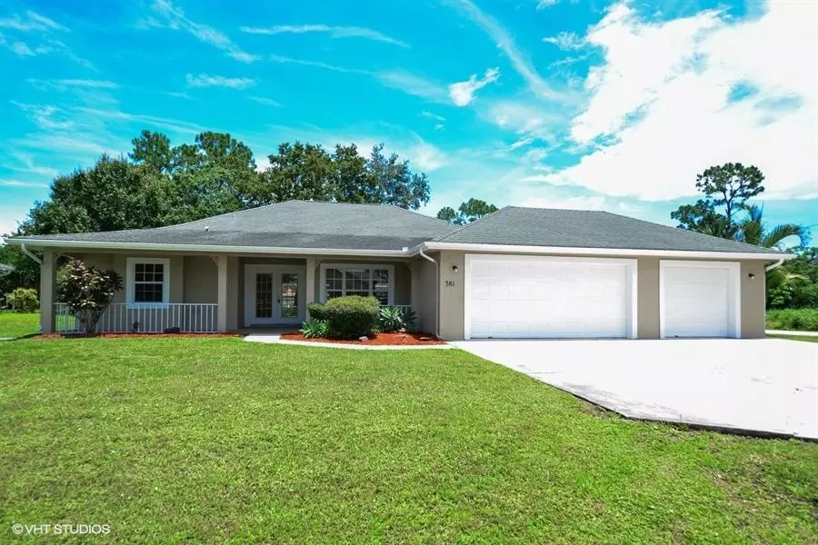 381 SE Greenway TER, Port Saint Lucie, FL 34983