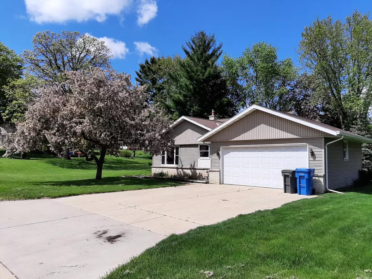 Watertown, WI 53094,1045 Richards Ave