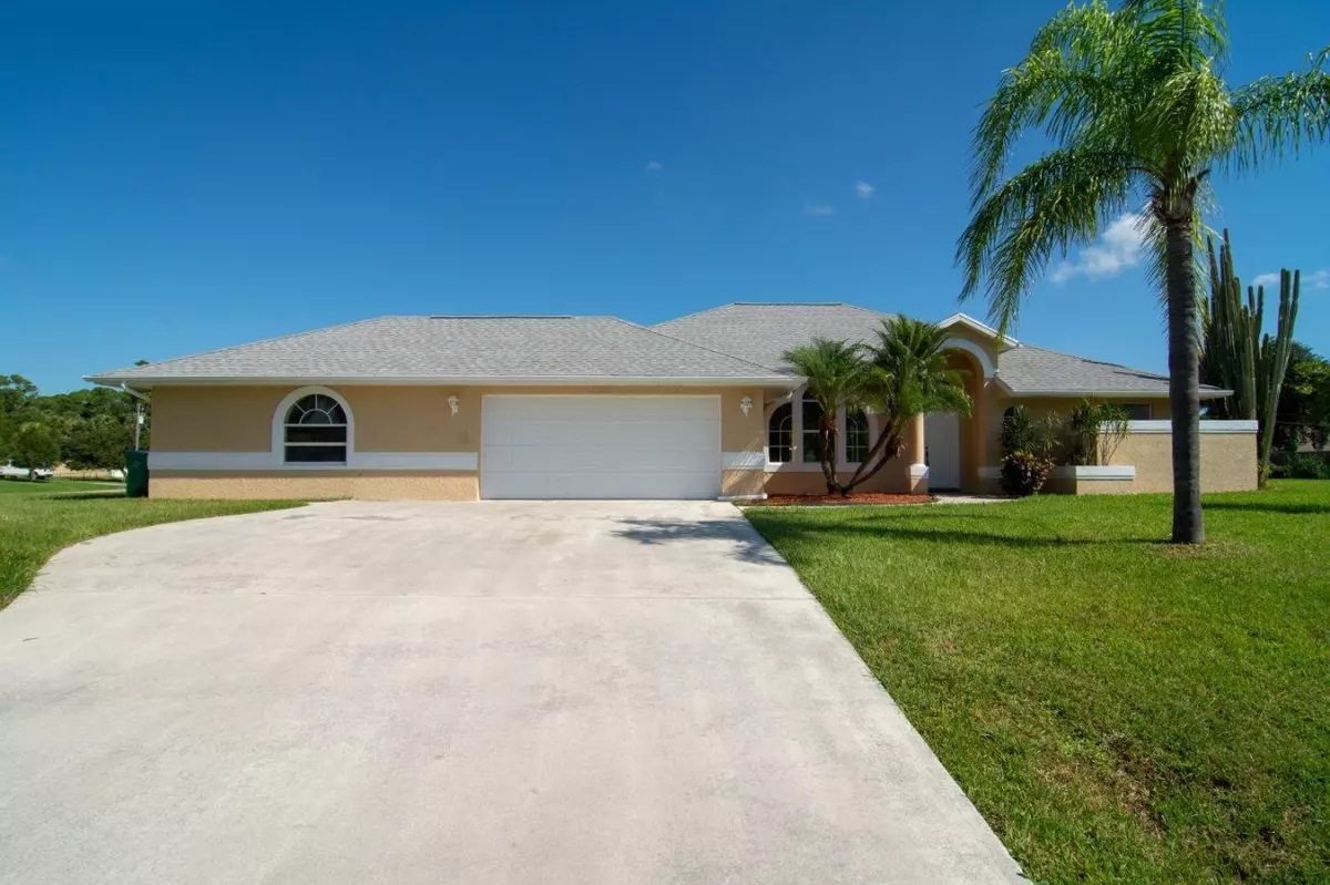 Port Saint Lucie, FL 34953,2055 SW Aaron LN