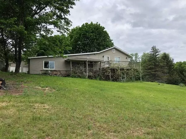 Farwell, MI 48622,438 Newton Creek Lane