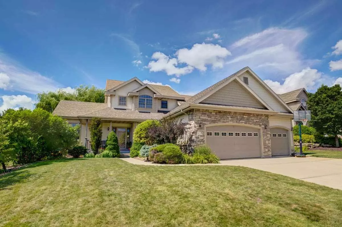 Waunakee, WI 53597,1233 Wenzel Way