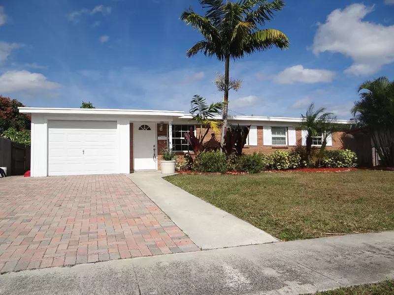 3831 Catalina Road, Palm Beach Gardens, FL 33410