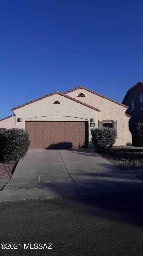 773 W Calle Valenciana, Sahuarita, AZ 85629