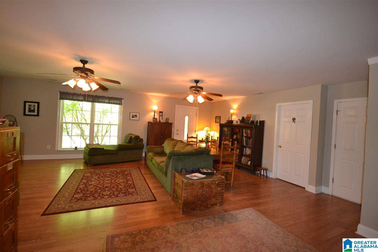 Hanceville, AL 35077,130 CO RD 479