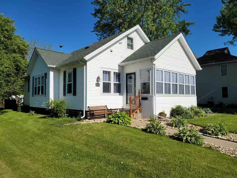 670 Roosevelt St, Fennimore, WI 53809