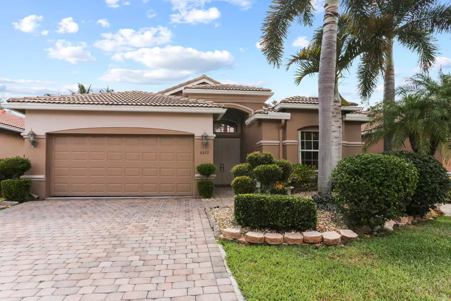 6572 Via Alfieri, Lake Worth, FL 33467