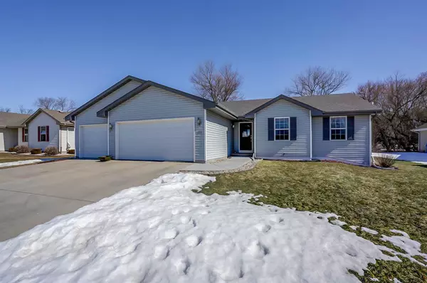 1311 Cumberland Dr, Edgerton, WI 53534