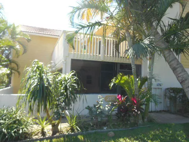 Jupiter, FL 33477,218 Seabreeze CIR