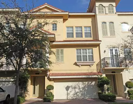 2478 San Pietro CIR, Palm Beach Gardens, FL 33410