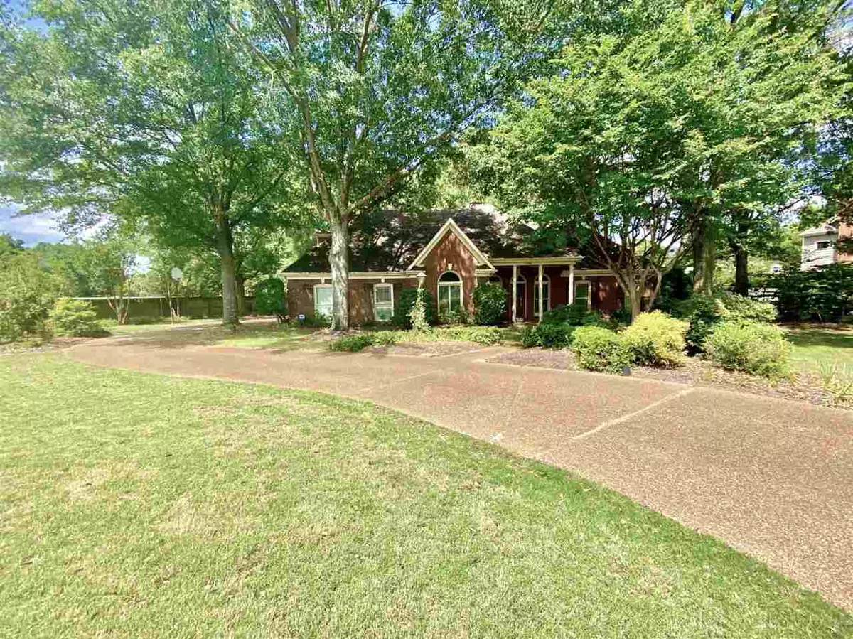 Germantown, TN 38139,1893 DOGWOOD HOLLOW DR