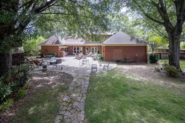 Germantown, TN 38139,1893 DOGWOOD HOLLOW DR