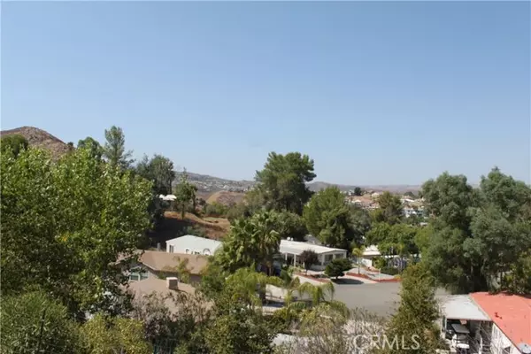 23093 Skylink DR, Canyon Lake, CA 92587