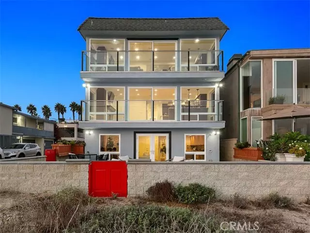 Newport Beach, CA 92663,7310 W Oceanfront