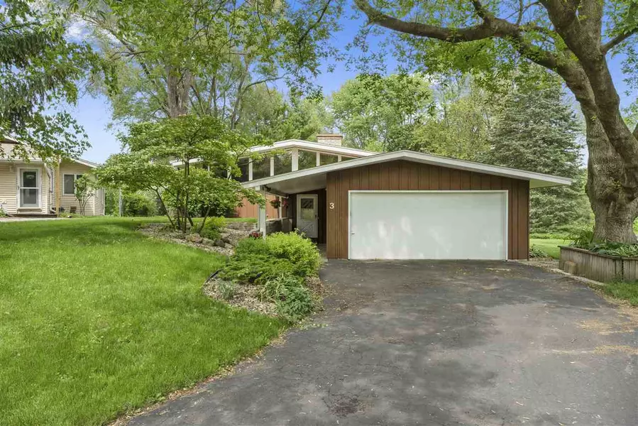 3 Hempstead Pl, Madison, WI 53711