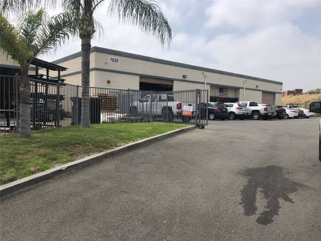1820 Container CIR, Jurupa Valley, CA 92509