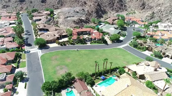 48750 Via Sierra, La Quinta, CA 92253