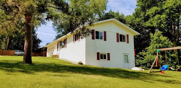 Pardeeville, WI 53954,N6244 Packard Dr