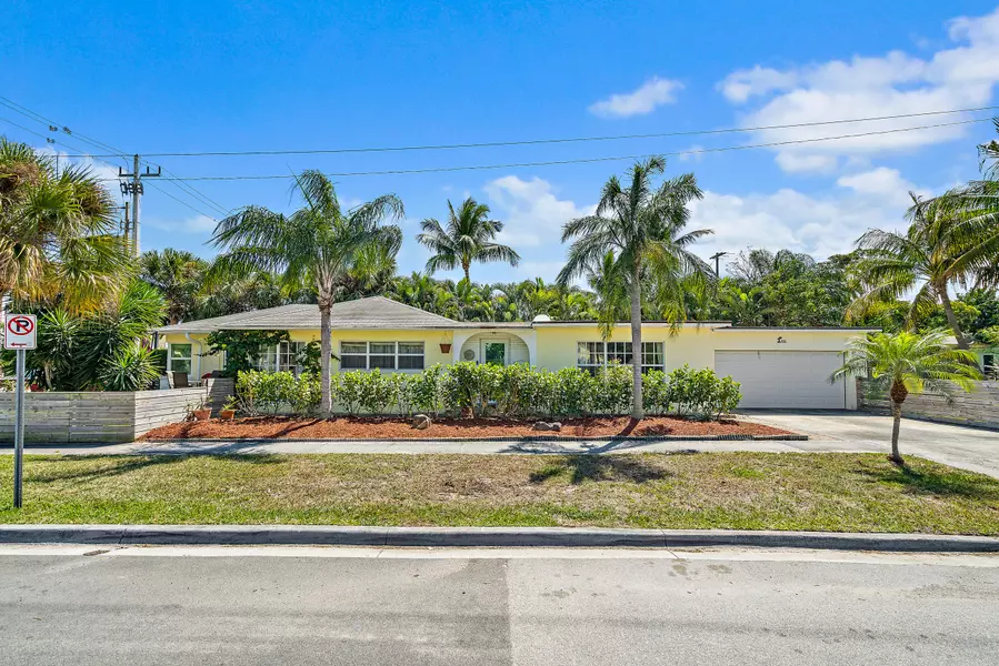 400 45th ST, West Palm Beach, FL 33407