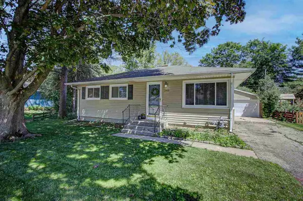 3902 SYCAMORE AVE, Madison, WI 53714