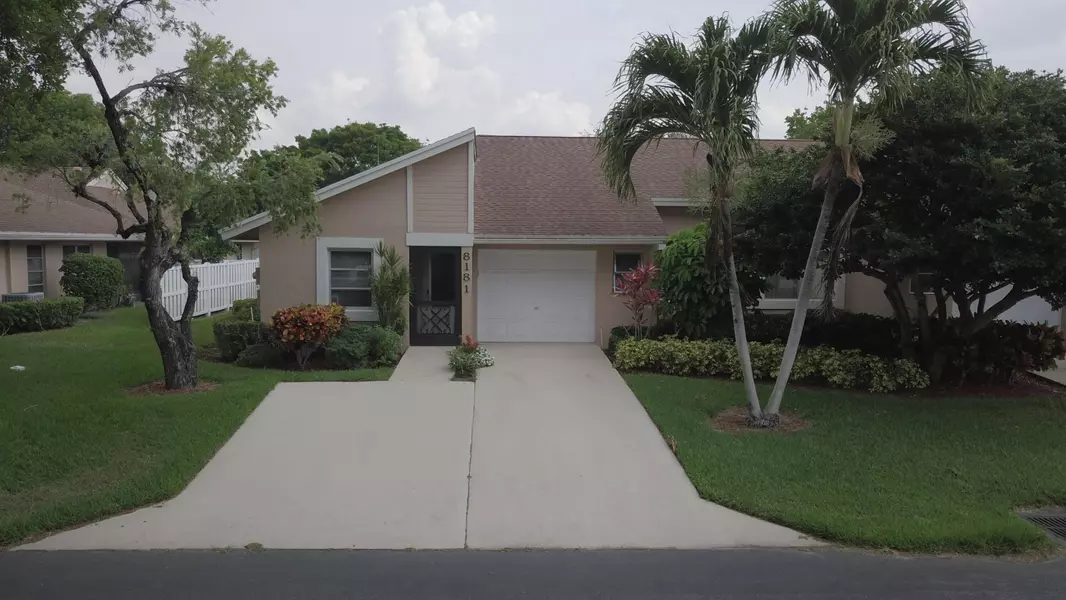 8181 Springtree RD, Boca Raton, FL 33496