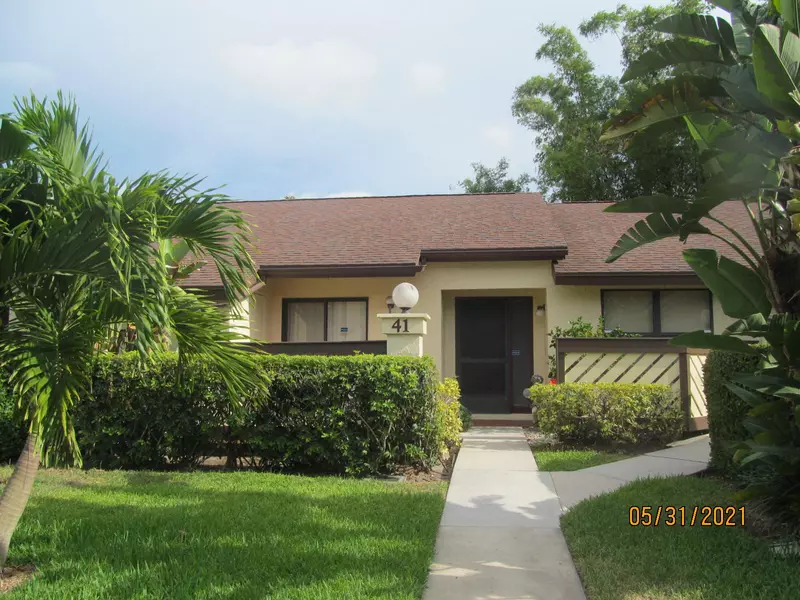 41 Copper Pod CT, Royal Palm Beach, FL 33411