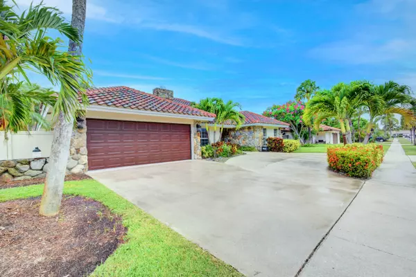 Boca Raton, FL 33486,2069 SW 7th CT