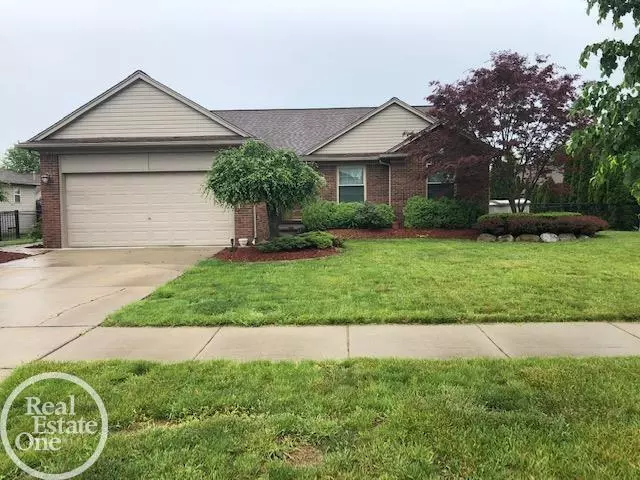 35476 Roosevelt, New Baltimore, MI 48047