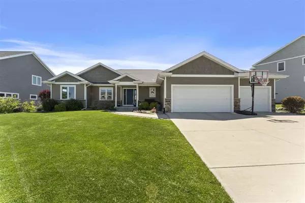 1311 Scenic Ridge Dr, Verona, WI 53593