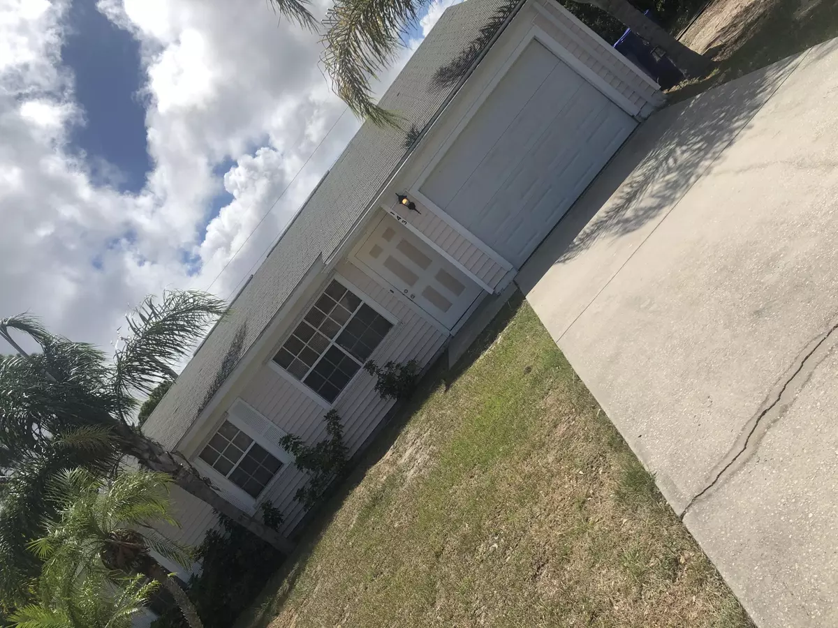 Sebastian, FL 32958,143 Harris DR