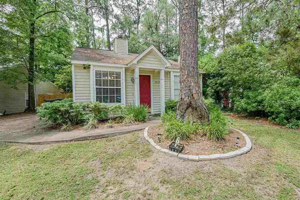 3917 GAFFNEY Loop #D, Tallahassee, FL 32303