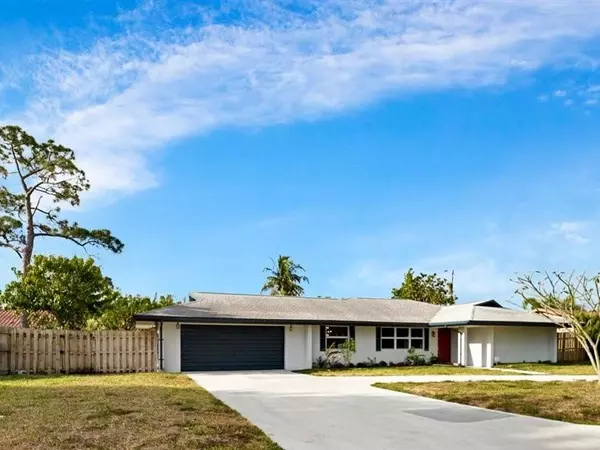 2530 Sun Up LN, Lake Worth, FL 33462