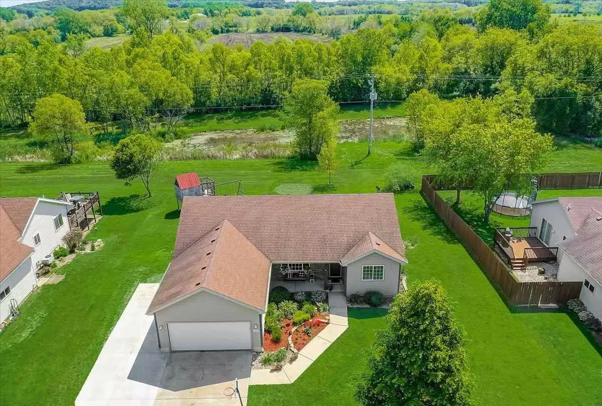 Deerfield, WI 53531,424 Whitetail Way